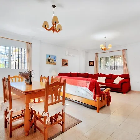 Casa En Playa Con Piscina Novamar 산타 폴라